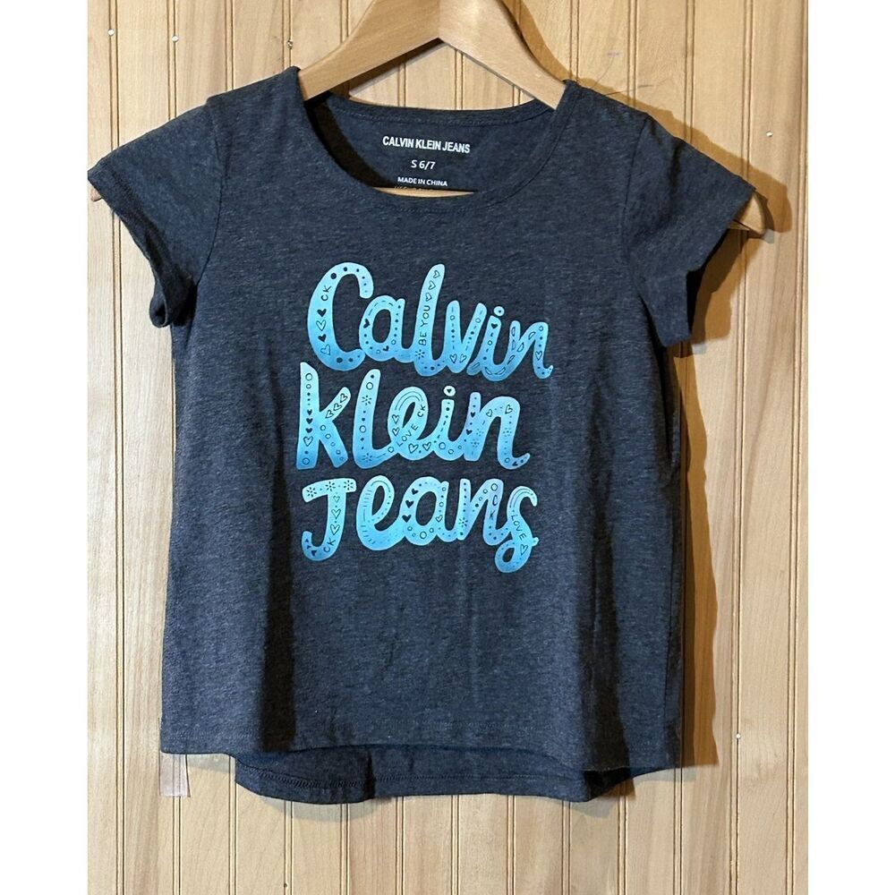 Calvin Klein Graphic T-Shirt Faded Designer Kids Tee Kids Size 6/7 Small